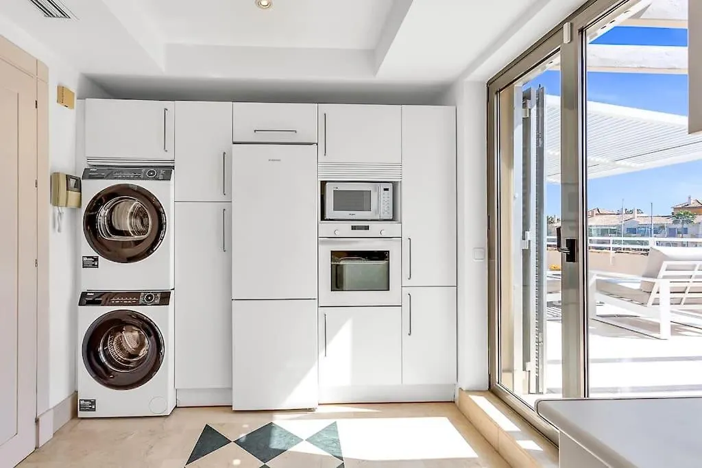 Apartment Yolo Spaces - Sotogrande - Ocean View Penthouse San Roque